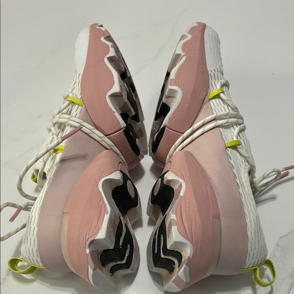 Sorel White and Pink Sneakers with Chunky Sole and Breathable Mesh - Picture 4 of 5